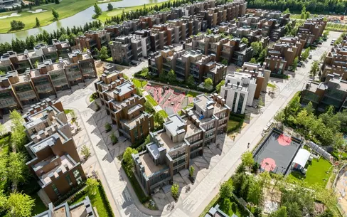 3-этажный таунхаус 240 м² без отделки