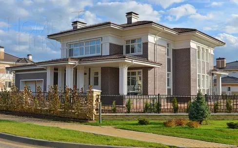 2-этажный коттедж 400 м² с отделкой
