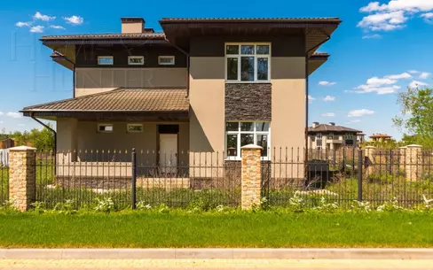 2-этажный коттедж 270 м² без отделки