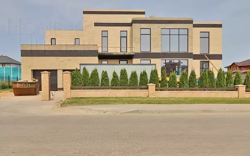 2-этажный коттедж 830 м² без отделки