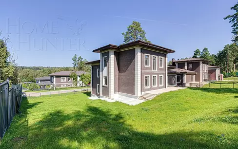 2-этажный коттедж 390 м² без отделки