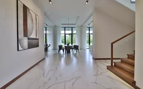 КОТТЕДЖ 700 м² с отделкой