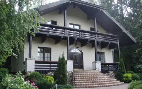 2-этажный коттедж 300 м² с отделкой