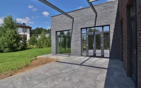 1-этажный коттедж 250 м² без отделки