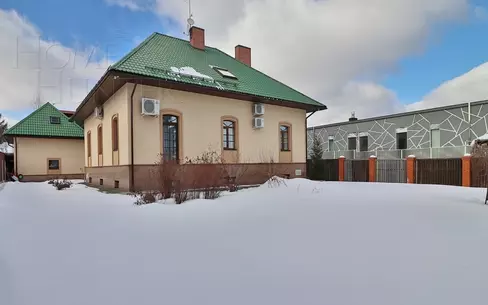 2-этажный коттедж 450 м² с отделкой