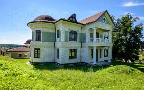 2-этажный коттедж 869 м² без отделки