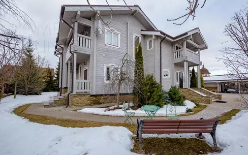 2-этажный коттедж 392 м² с отделкой