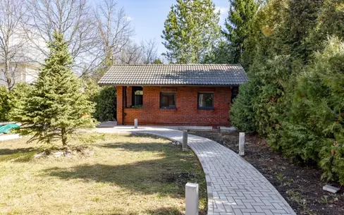 2-этажный коттедж 320 м² с отделкой