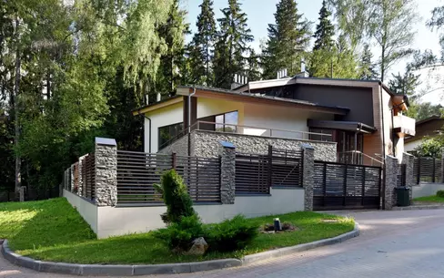 2-этажный коттедж 750 м² без отделки