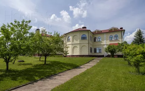2-этажный коттедж 1 200 м² с отделкой