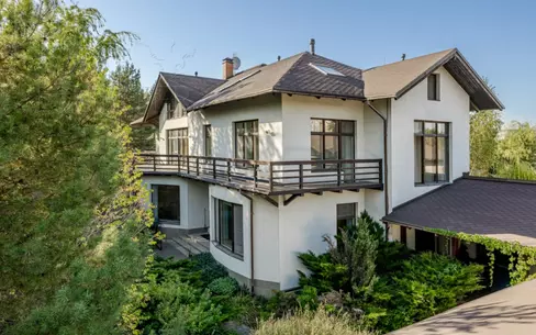 2-этажный коттедж 1 375 м² с отделкой