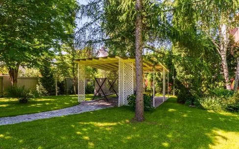 2-этажный коттедж 443 м² с отделкой