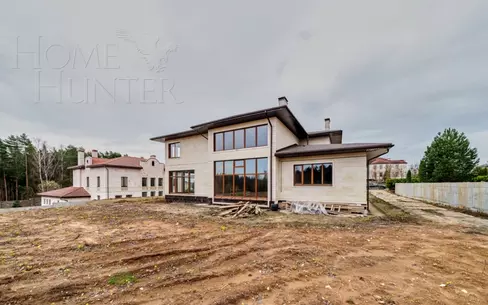 2-этажный коттедж 370 м² с отделкой