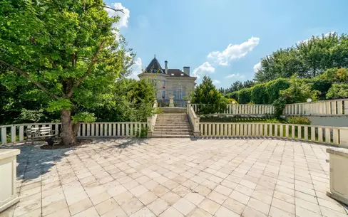 2-этажный коттедж 800 м² с отделкой