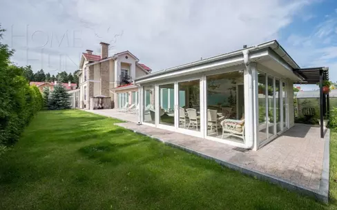 2-этажный коттедж 250 м² с отделкой