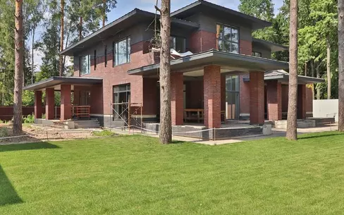2-этажный коттедж 460 м² без отделки
