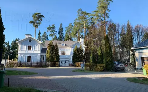 2-этажный коттедж 782.7 м² с отделкой