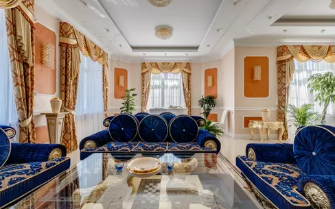 3-этажный коттедж 1 650 м² с отделкой