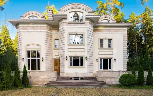 2-этажный коттедж 800 м² с отделкой