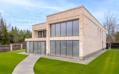 2-этажный коттедж 830 м² без отделки