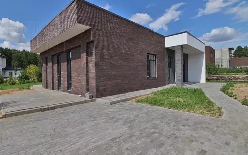 1-этажный коттедж 250 м² без отделки
