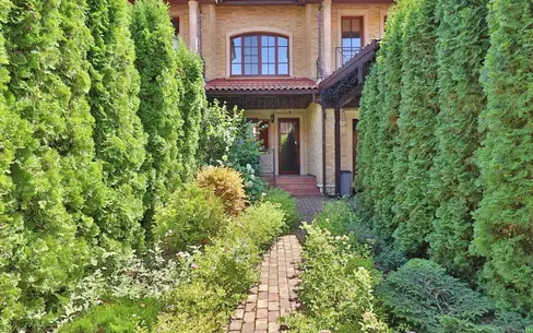 2-этажный таунхаус 345 м² с отделкой