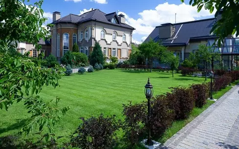 2-этажный коттедж 1 700 м² с отделкой