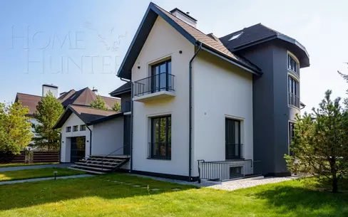 2-этажный коттедж 467 м² с отделкой