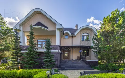2-этажный коттедж 730 м² с отделкой