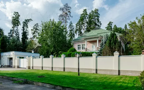 2-этажный коттедж 392 м² с отделкой