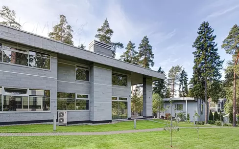 2-этажный коттедж 850 м² с отделкой