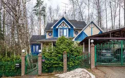 2-этажный коттедж 285 м² с отделкой