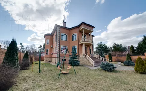 2-этажный коттедж 818 м² с отделкой