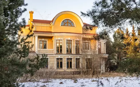 2-этажный коттедж 600 м² без отделки
