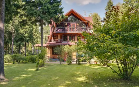 3-этажный коттедж 650 м² с отделкой