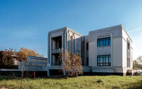 2-этажный коттедж 1 250 м² с отделкой