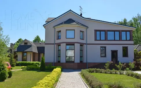 2-этажный коттедж 600 м² с отделкой