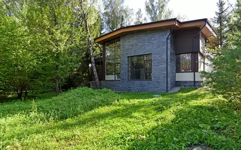 2-этажный коттедж 550 м² без отделки