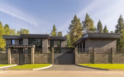 2-этажный коттедж 1 700 м² без отделки