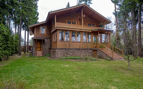 2-этажный коттедж 450 м² с отделкой