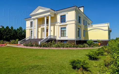 2-этажный коттедж 3 000 м² с отделкой