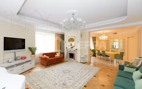 2-этажный коттедж 550 м² с отделкой