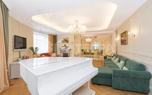 2-этажный коттедж 550 м² с отделкой