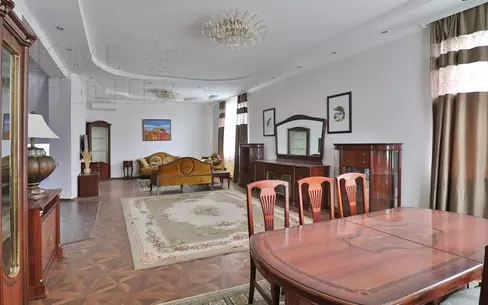2-этажный коттедж 320 м² с отделкой