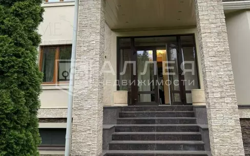 2-этажный коттедж 540 м² с отделкой