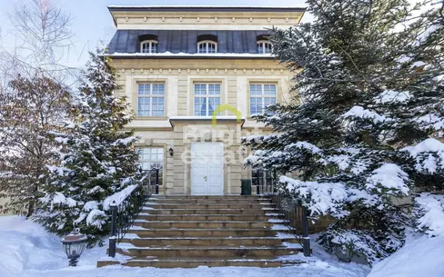 2-этажный коттедж 750 м² с отделкой