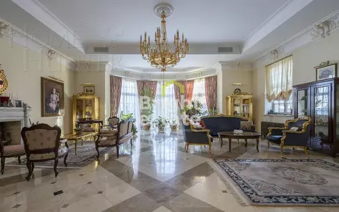 2-этажный коттедж 750 м² с отделкой