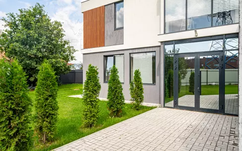 2-этажный коттедж 250 м² с отделкой