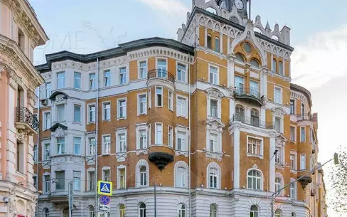 4-КОМН. КВАРТИРА С ОТДЕЛКОЙ 163 М² НА 3 ЭТАЖЕ