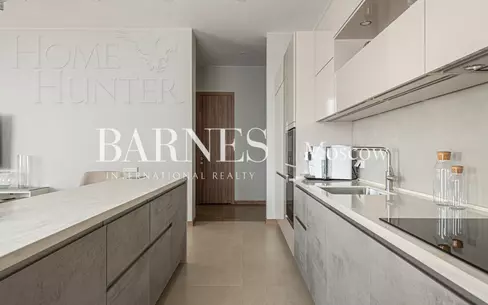 4-КОМН. КВАРТИРА С ОТДЕЛКОЙ 148.5 М² НА 3 ЭТАЖЕ